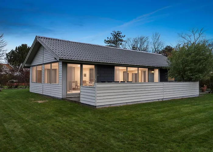 Cozy Summer House Near